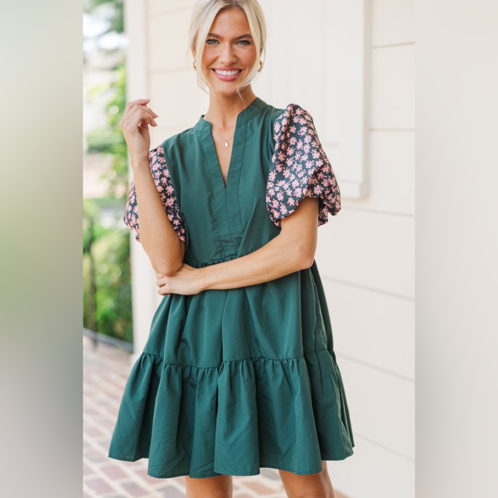 entro Green Dress with Pink Floral Puff Sleeves